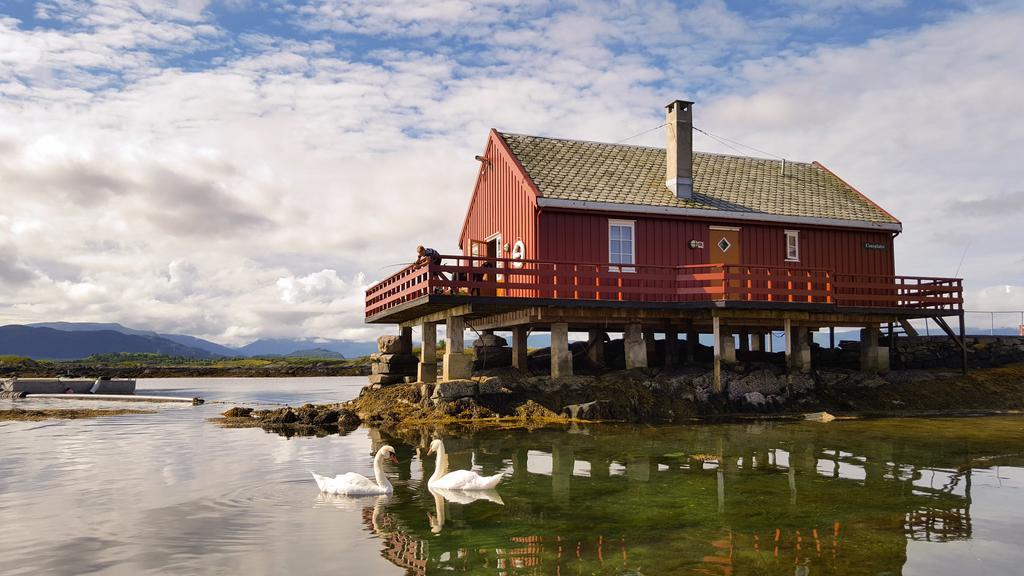 Haholmen - By Classic Norway Hotels Karvag Exterior photo