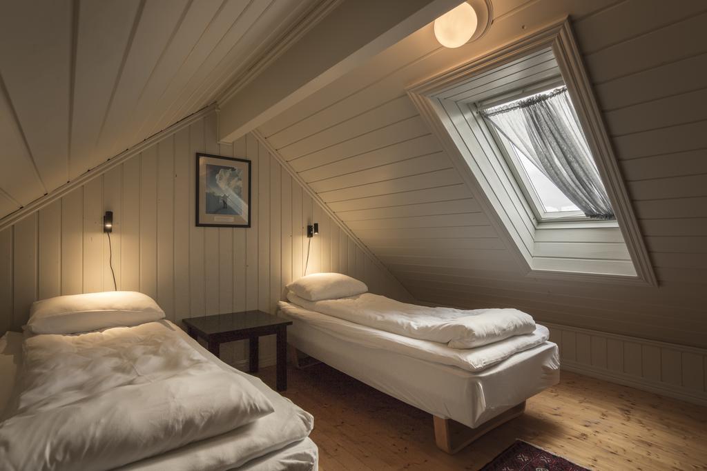 Haholmen - By Classic Norway Hotels Karvag Exterior photo