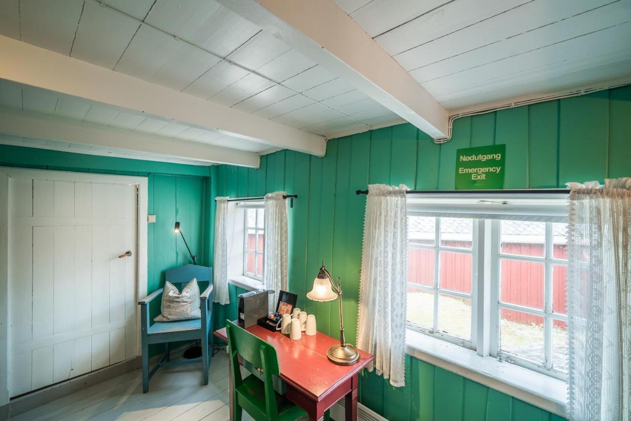 Haholmen - By Classic Norway Hotels Karvag Exterior photo